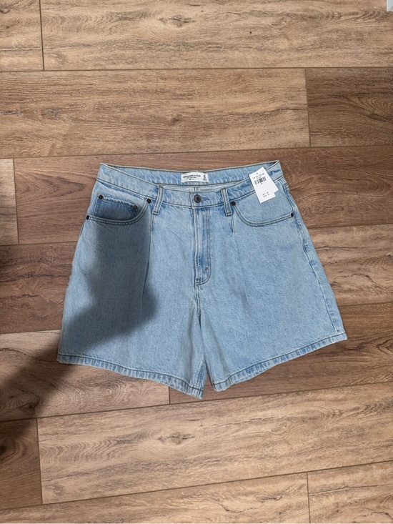 Abercrombie & Fitch Pants - NWT Abercrombie & Fitch Light Blue High-Rise Loose Denim Shorts Size 30/10